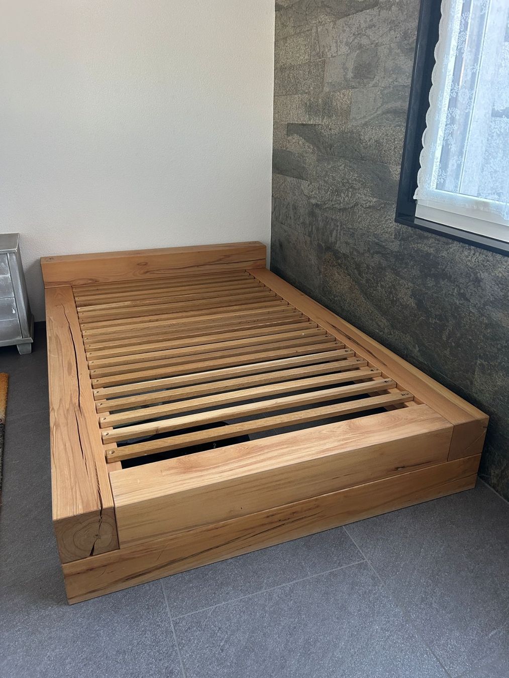 Betten: Bett aus massiv Holz – Gebraucht aus Kirchberg von Superdeal1