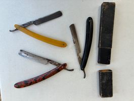 3 alte Rasiermesser, 1 Etui,  um 1920?