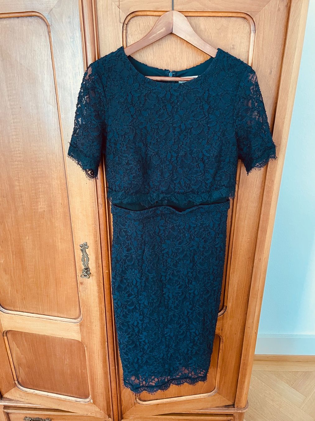 Vestiti: Ashley Brooke Elegantes Spitzenkleid blau Gr. 38 – Usato da Zürich venduto da ElaLeonEla 1