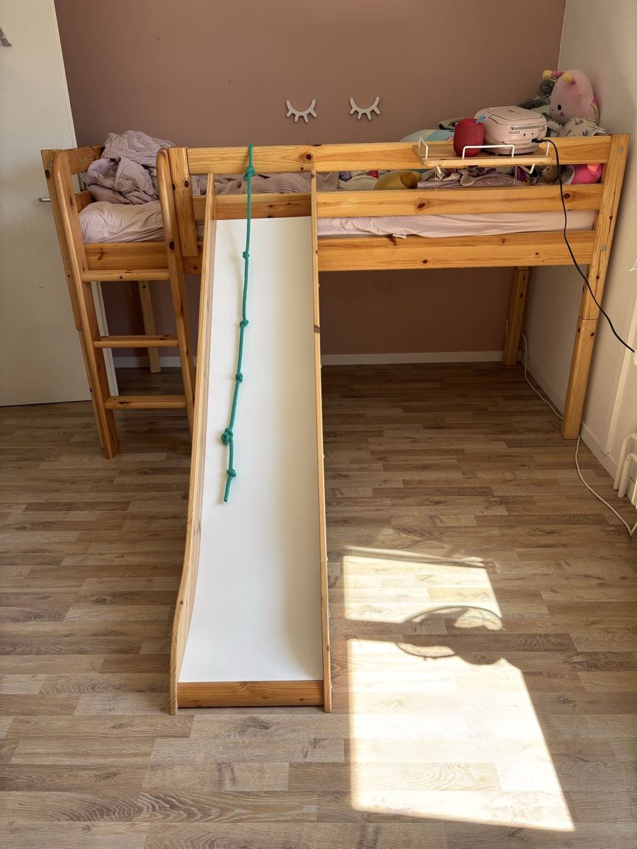 Lits: Hochbett – D'occasion à Elgg par res15