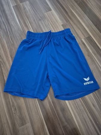 Wie neu!!! Erima Shorts Gr. 4 ca. 152-164