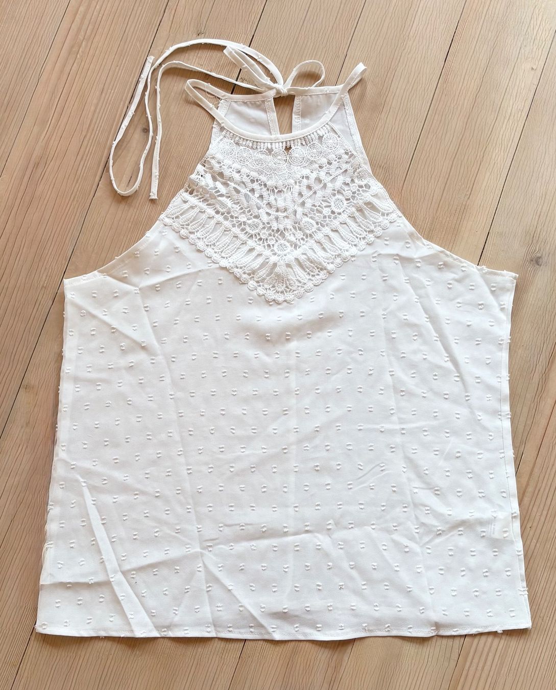 Top: Top Neckholder ,Häkelspitze/Spitze,luftig/weit,Gr.L – Nuovo (secondo la descrizione) da Siblingen venduto da Vany_McDougall 6