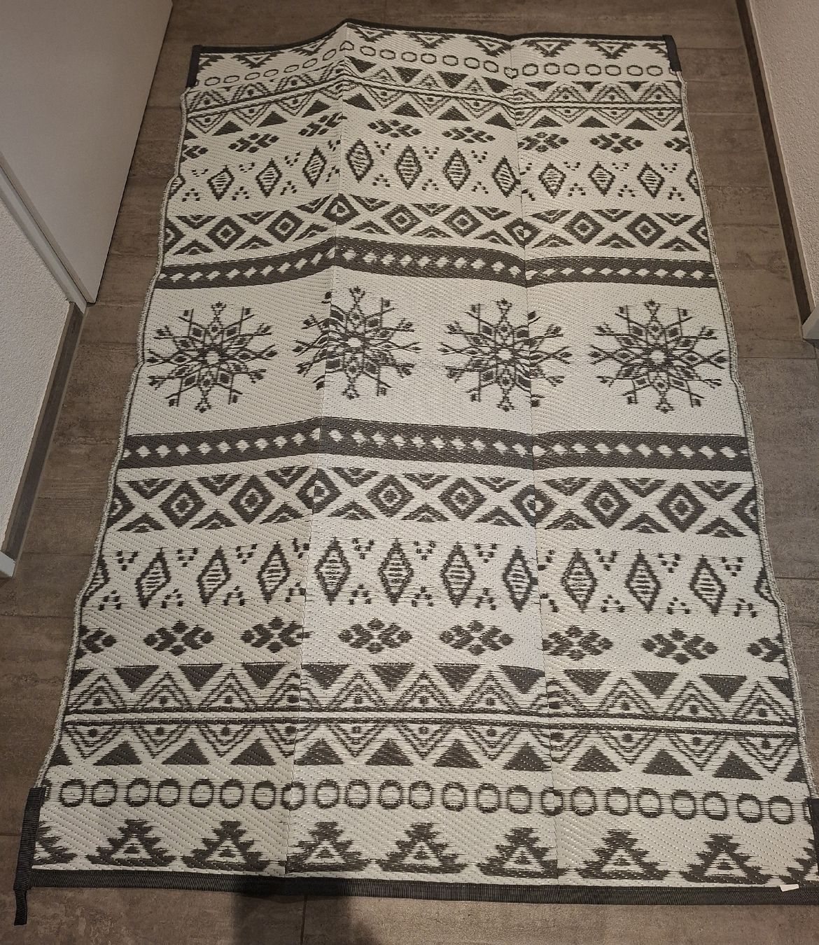 Tappeti: Outdoor Teppich 188×120 cm – Nuovo (secondo la descrizione) da Gelterkinden venduto da kar_6bjd
