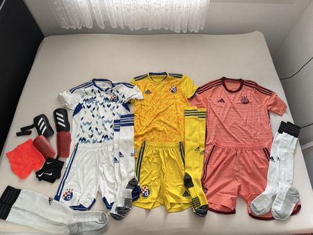 Dinamo Fussballtrikots-Set Sommer Aktion-Schnäppchen !!!