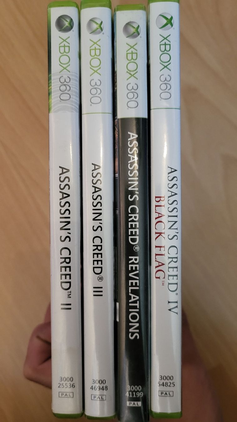 Giochi: Assassin's Spiele Sammlung 4x Set X Box 360 – Nuovo (secondo la descrizione) da Biel/Bienne venduto da Retrohr 3