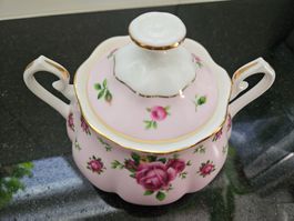 Zuckerdose Royal Albert New Country Roses neuwertig