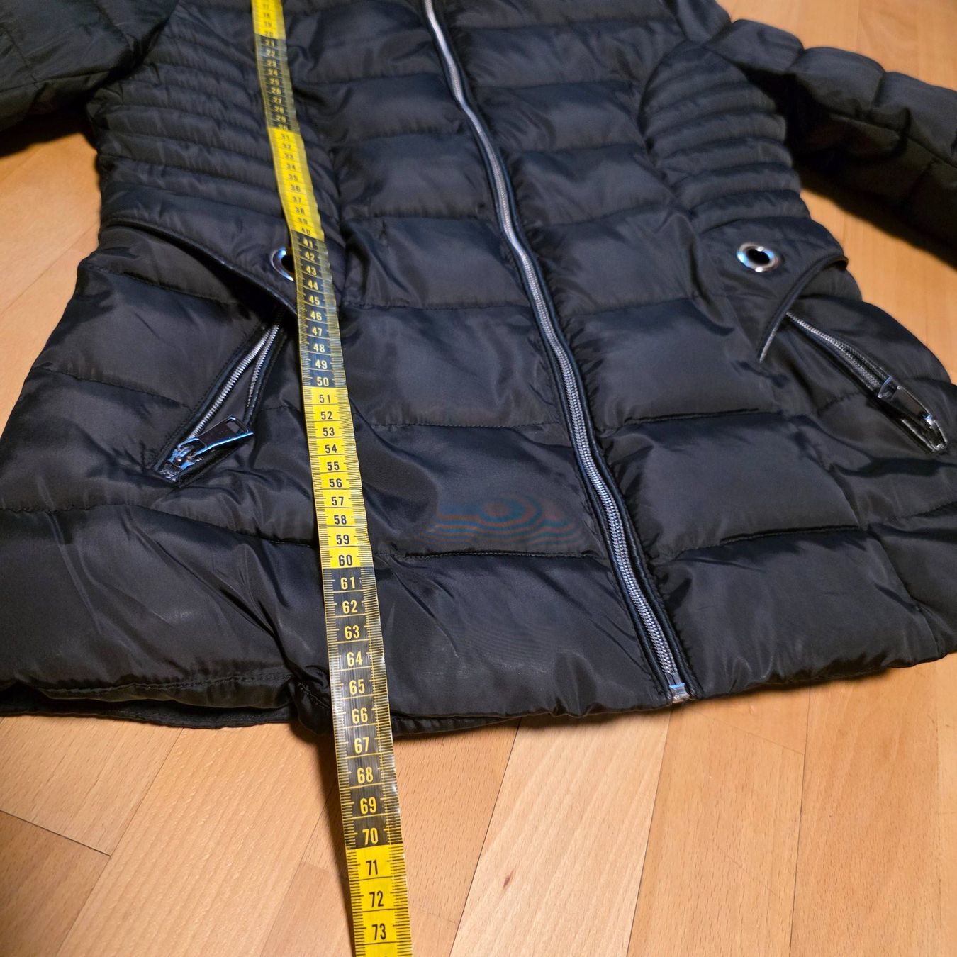 Giacche: Schwarze Winterjacke S/M Top Zustand – Usato da Wald ZH venduto da CapLux 5