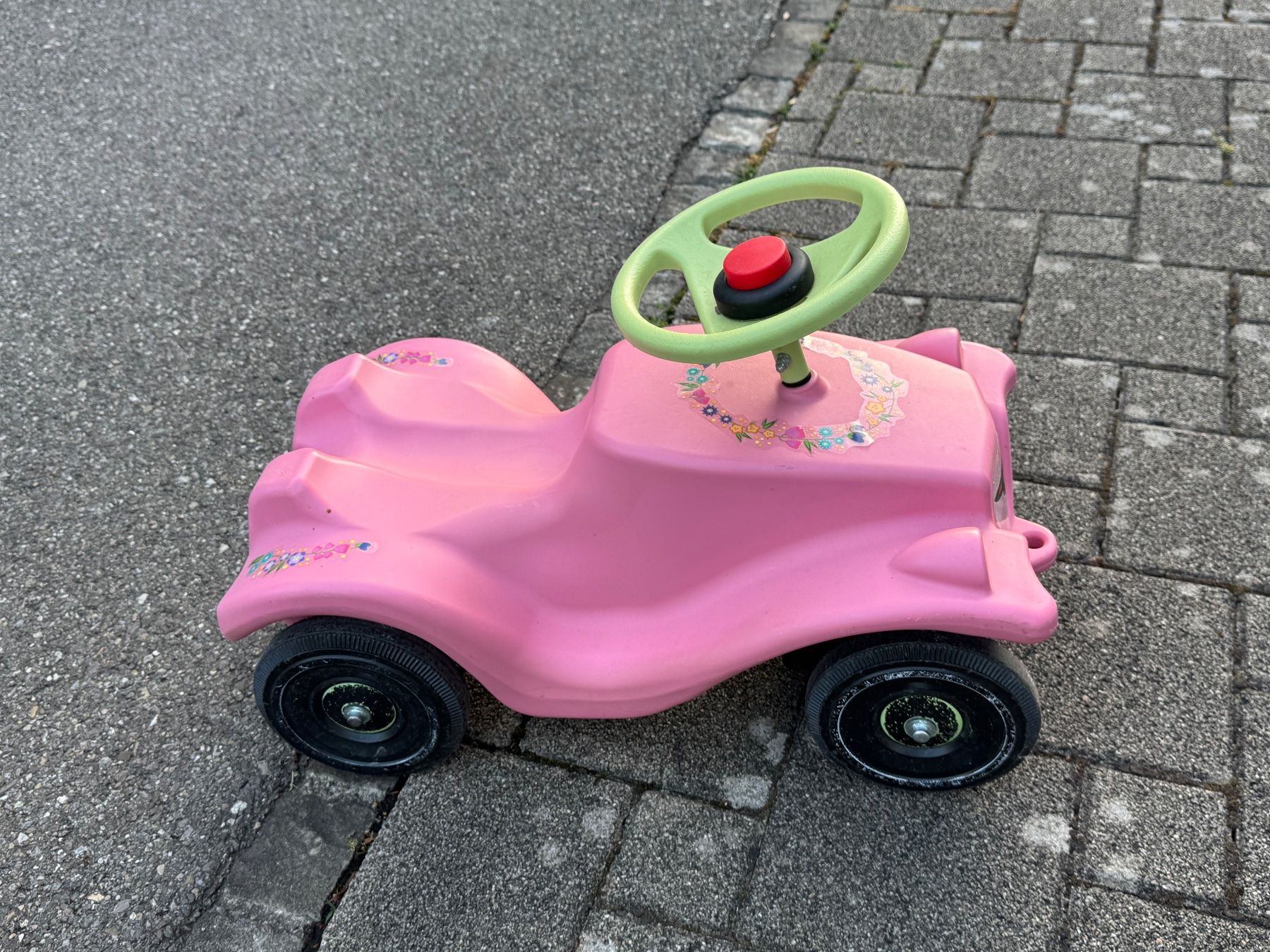 Big Veicoli per bambini: Big Bobbycar Classic Flower Rosa – Usato da Bergdietikon venduto da LA-Sunshine 2