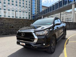 TOYOTA Hilux 2.8D-4D Style Double Cab 4x4 A vom PICK-UP SÖPP