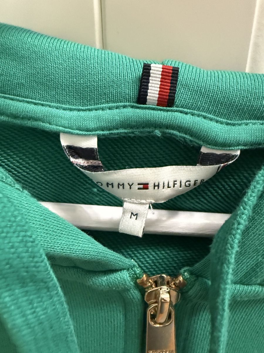 Tommy Hilfiger Giacche: Tommy Hilfiger Jacke Grün – Usato da Hauptwil venduto da Jessica.Maag 2