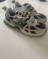 orginal Nike Sneaker, neuwertig, Gr. 42, ideal für de Frühli