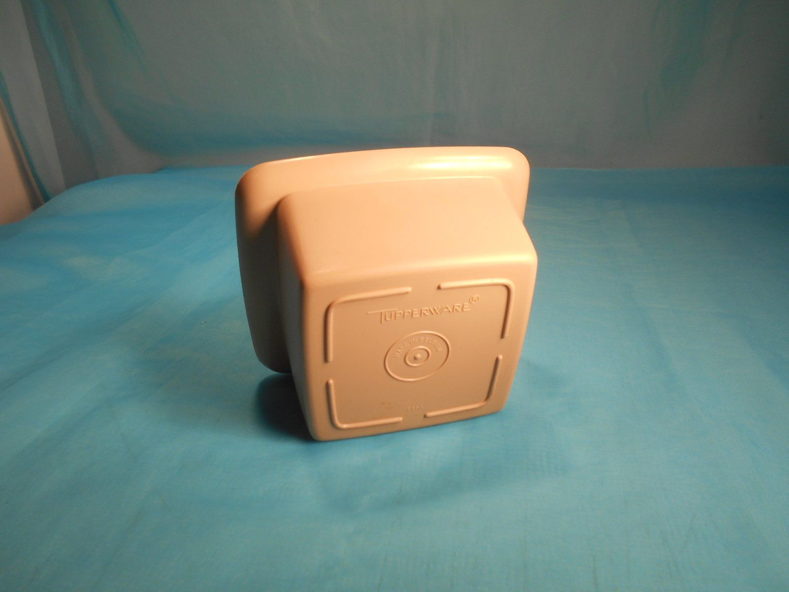 Tupperware Contenitori & Simili: Tupperware Behälter, 9 x 9 x 6cm – Usato da Bellach venduto da JingleCherry 3