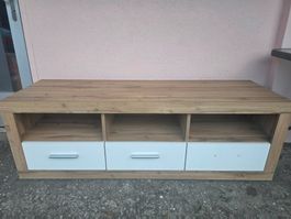 TV Lowboard mit drei Schubladen ab 1.--