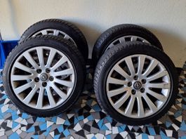 4 x Bridgestone 235/45R18 98V Winterreifen mit Felgen