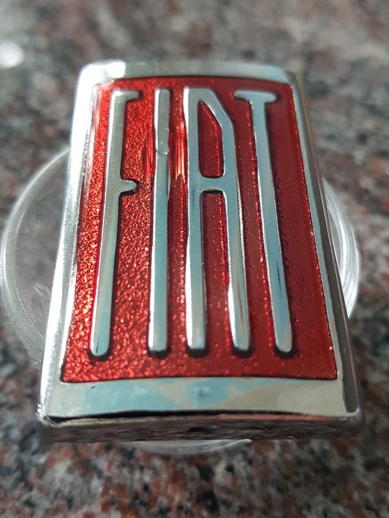 FIAT Emblem 30er Jahre (Neu und originalverpackt) in Grüningen für CHF ...