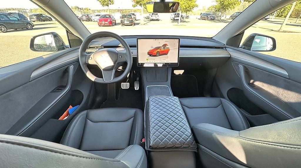 Autos: Tesla Model Y Long Range | Reber | Boost | 8-fach | AHK – Gebraucht aus Effretikon von Michael76 4