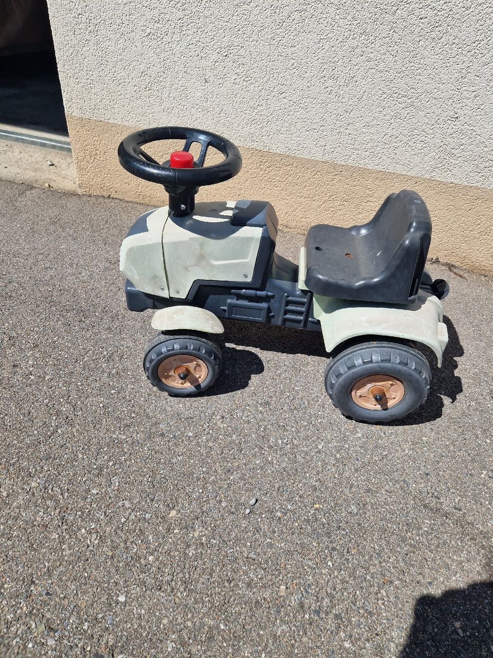 Fahrzeuge für Kinder: Tretauto Kinder Traktor mit Lenkrad und Sitz – Gebraucht aus Mörigen von Clio111 6