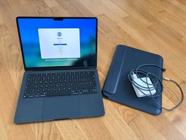 Apple MacBook Air M2 16 GB RAM 256 GB SSD