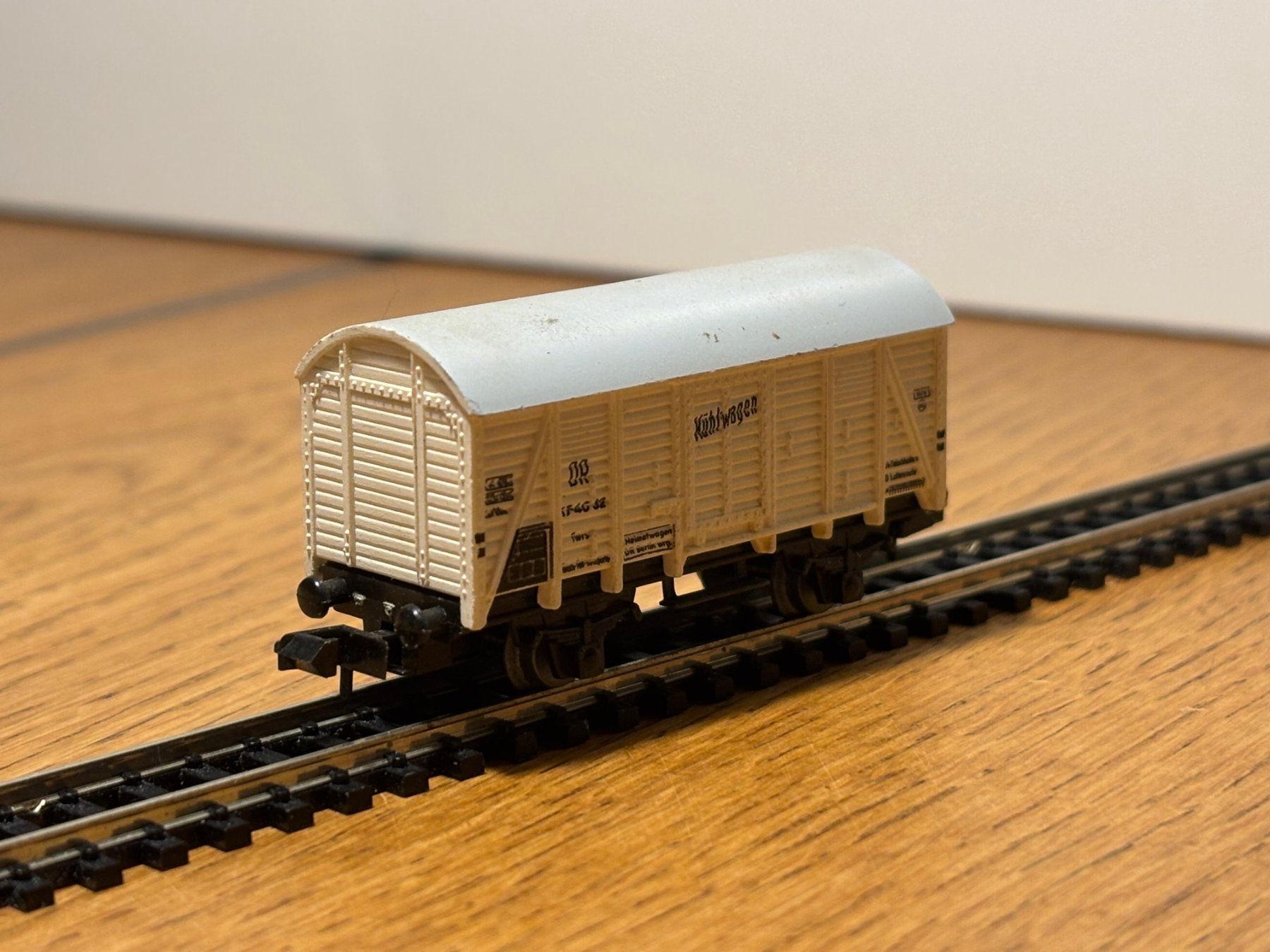 Modellini di ferrovie: *e390: Güterwagen (Spur N) – Usato da Birsfelden venduto da Birs_25 2