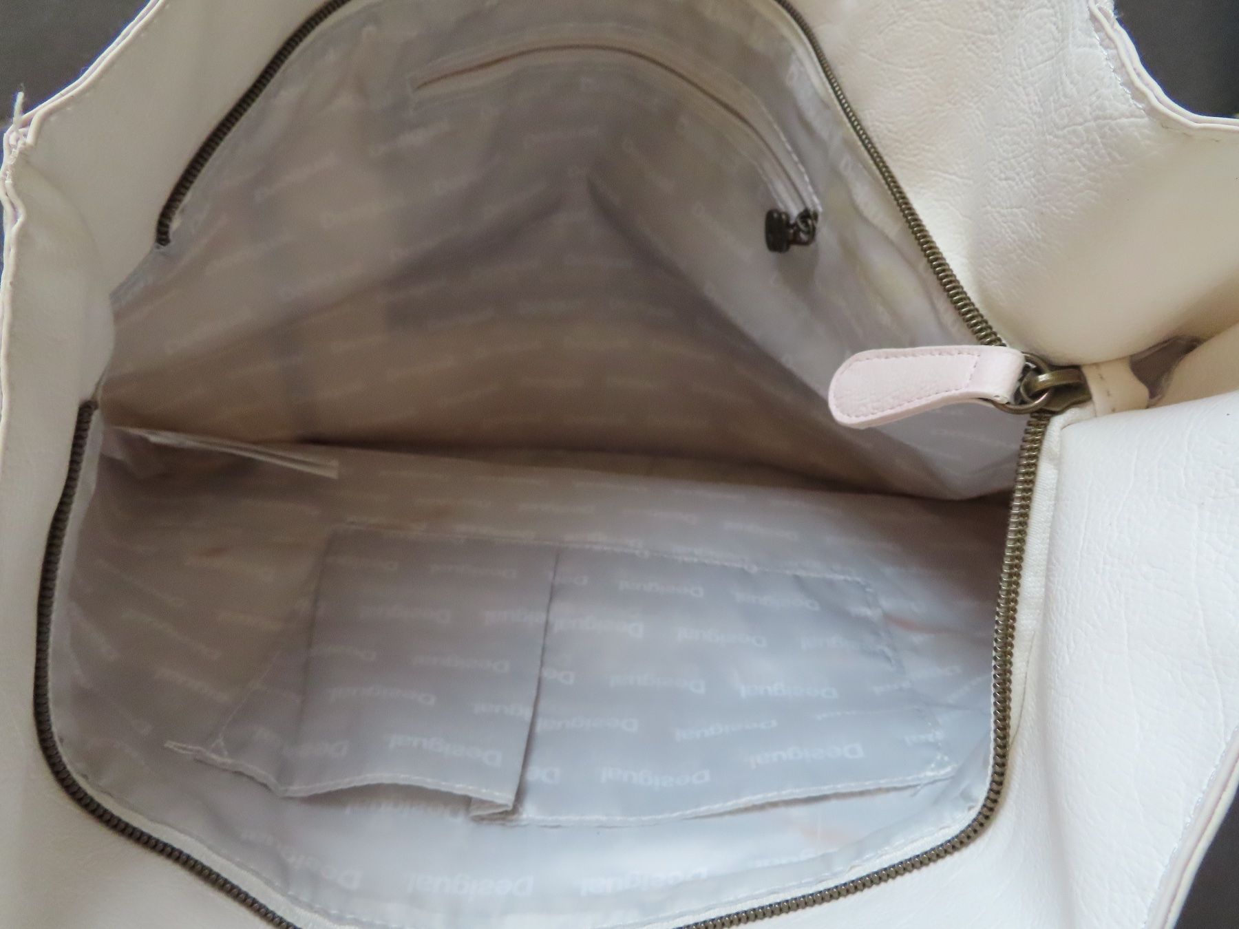 Desigual Borse da donna: schöne DESIGUAL Handtasche – Usato da Wallenried venduto da Asyano 9