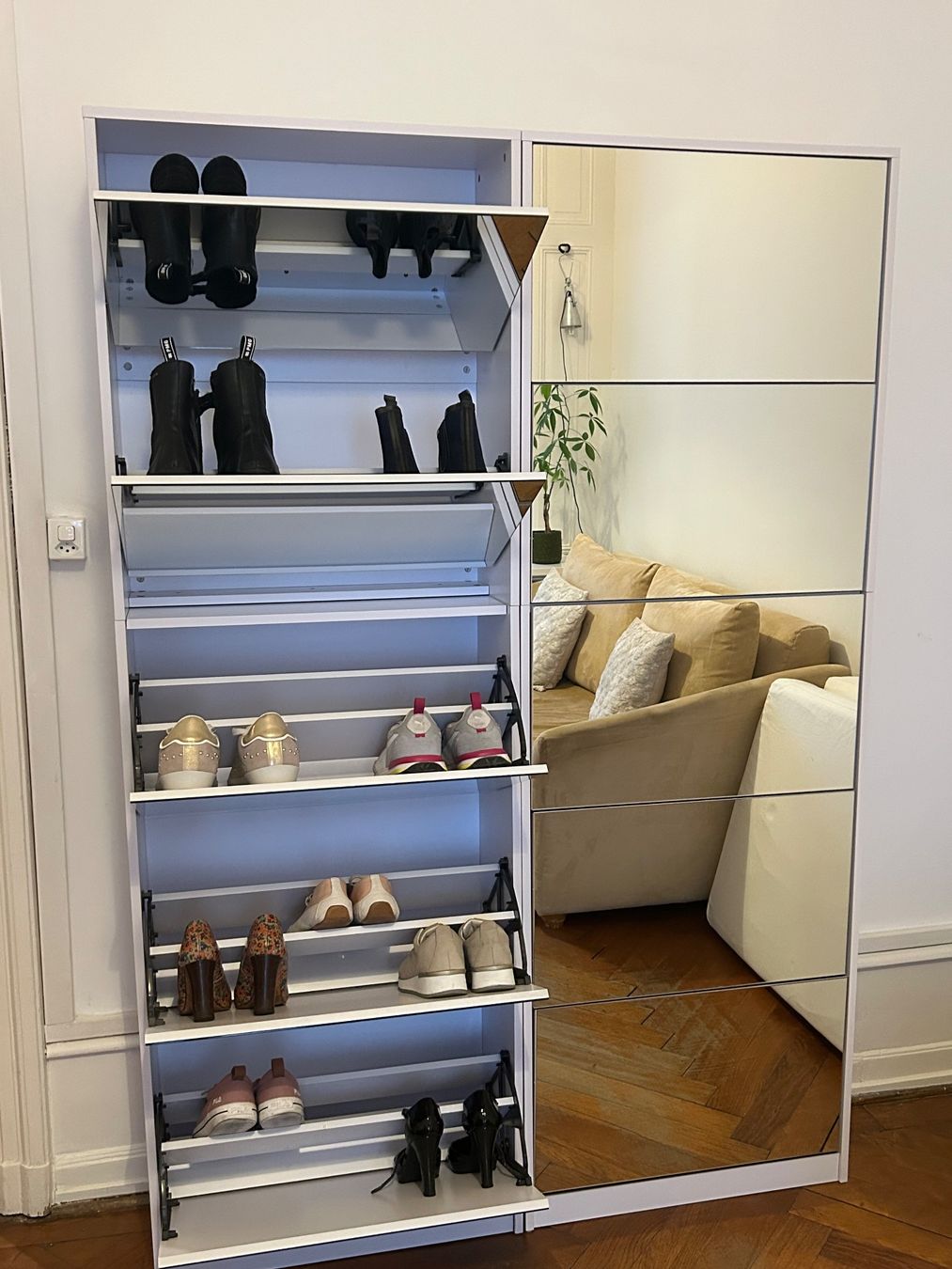 Schränke: Armoires à chaussures avec miroir – Gebraucht aus Genève von rumielle 2