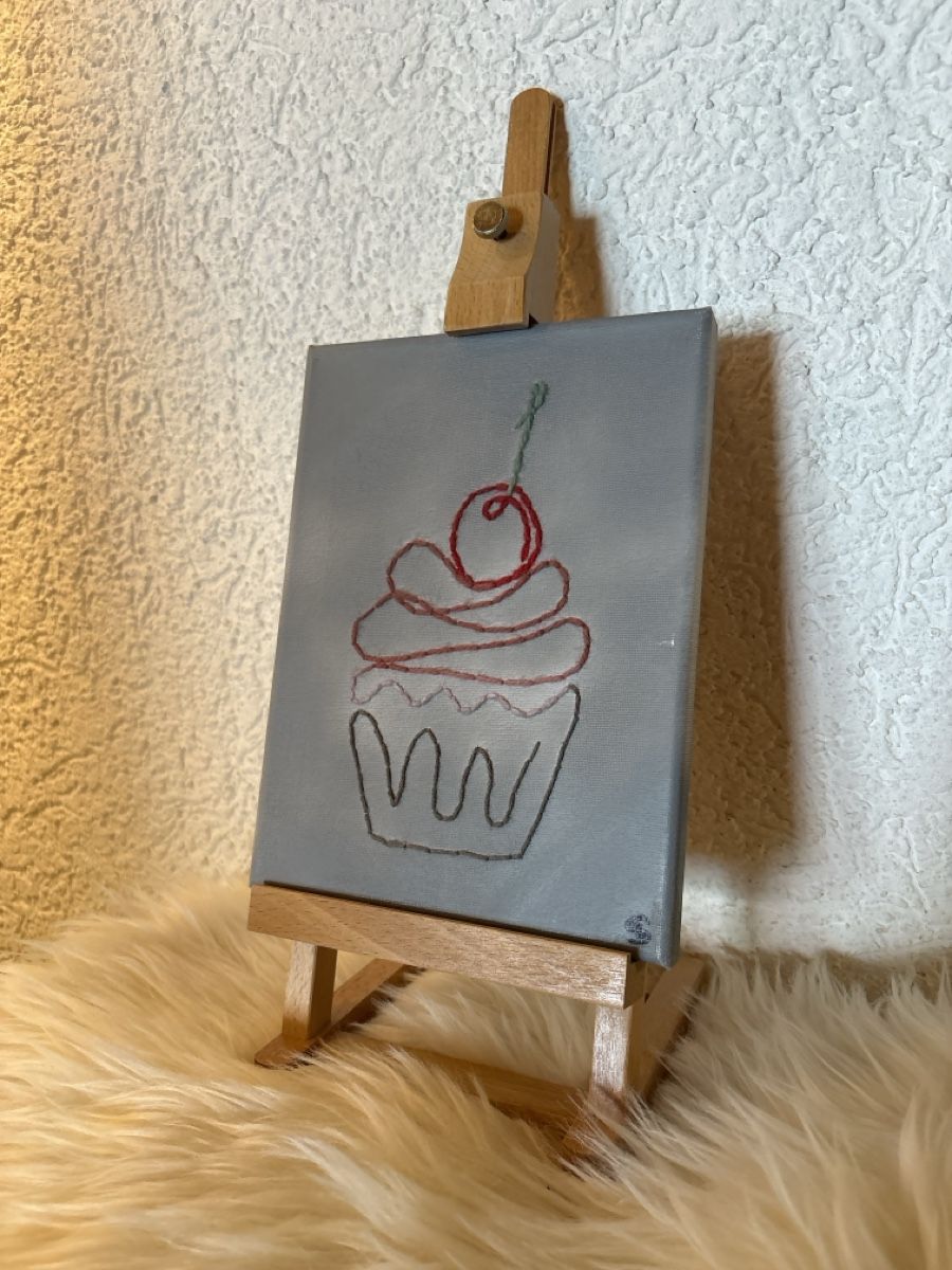 Tutte le decorazioni: Toile brodée motif cupcake  – Nuovo (secondo la descrizione) da Ste-Croix venduto da choupy60 2