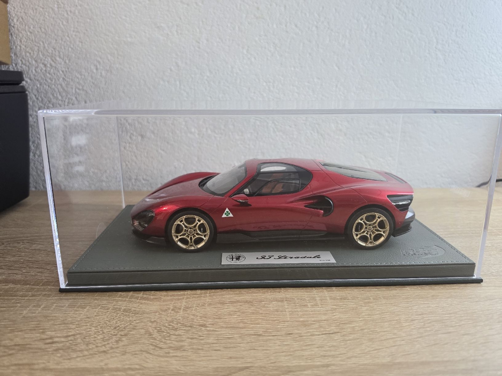 BBR Models Modellini d'auto: Alfa Romeo 33 Stradale BBR Model – Nuovo e nell'imballaggio originale da Bellikon venduto da Kekko11