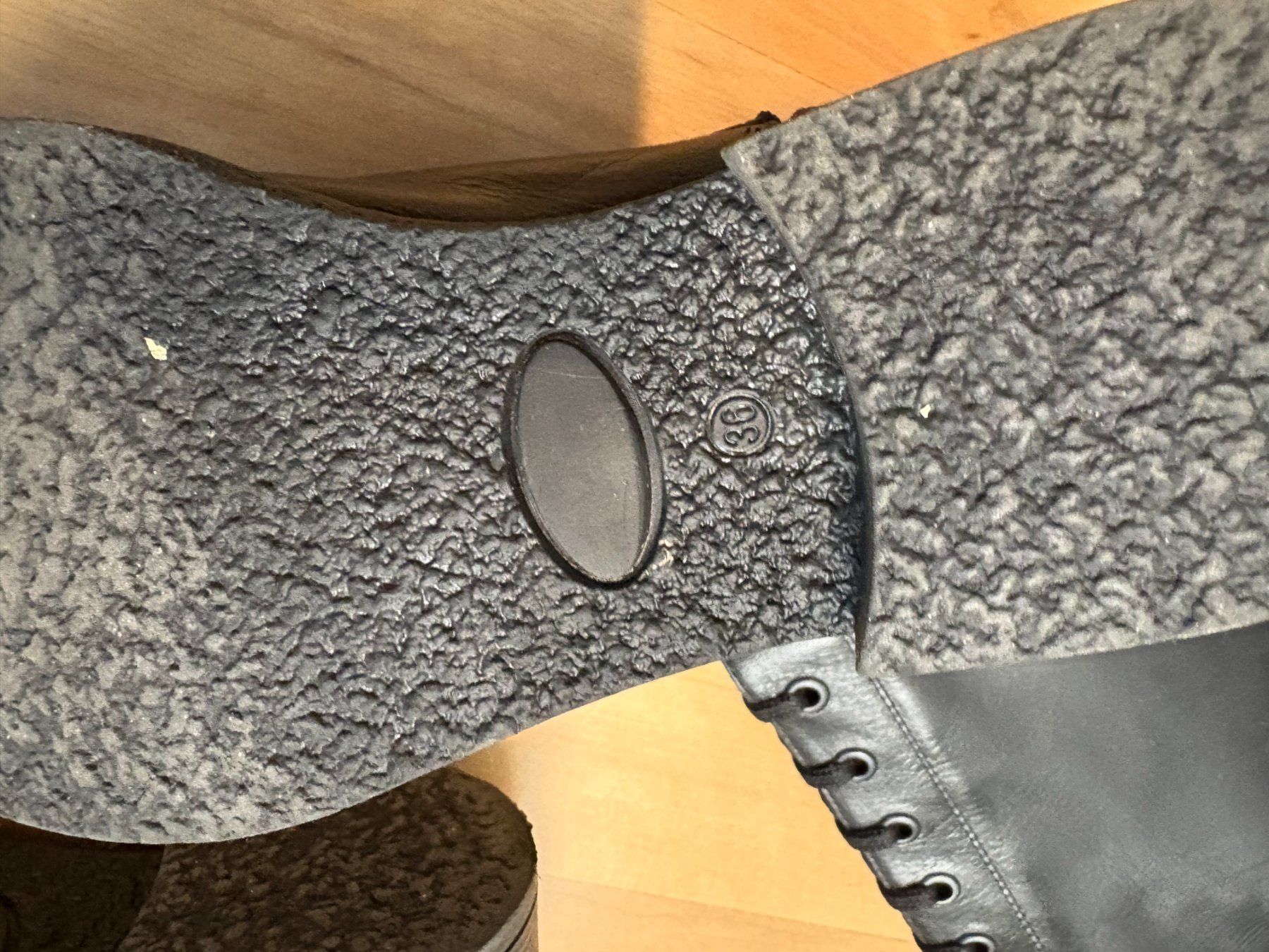 Damenschuhe: Spezielle Lederstiefel Gr. 36 – Gebraucht aus Willisau von ani_gtk8 3