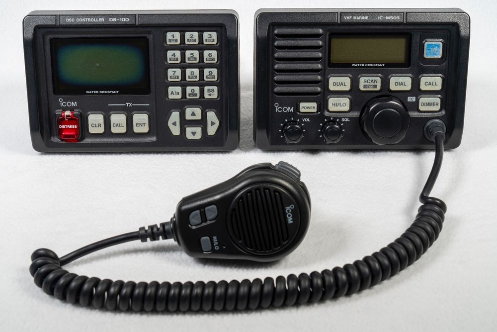 UKW-Seefunkgerät Icom IC-M503 + DSC-100 | Kaufen auf Ricardo