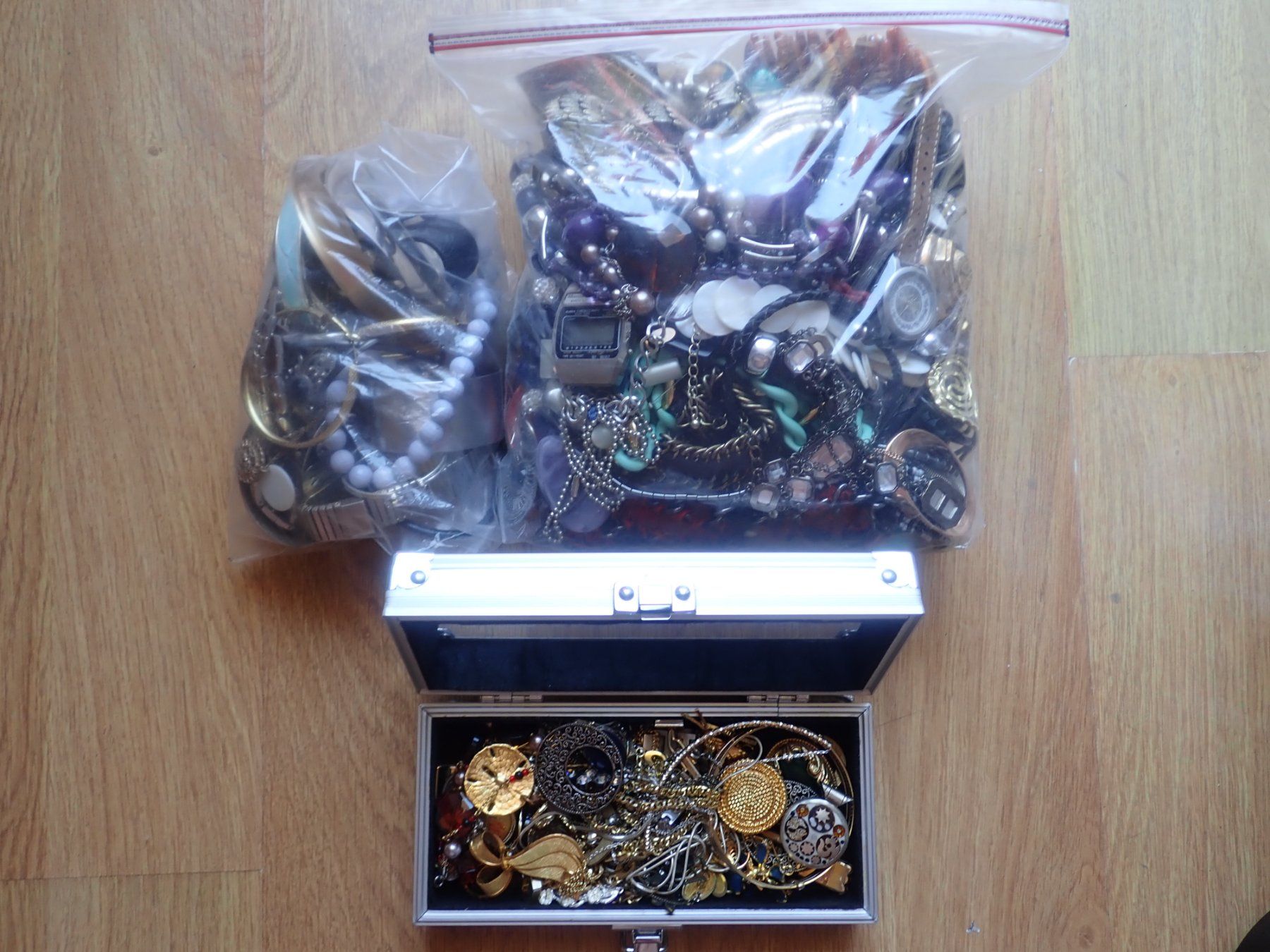 Altri gioielli: Großes Lot Schmuck 4,8 Kilo – Usato da Lugano venduto da suizod