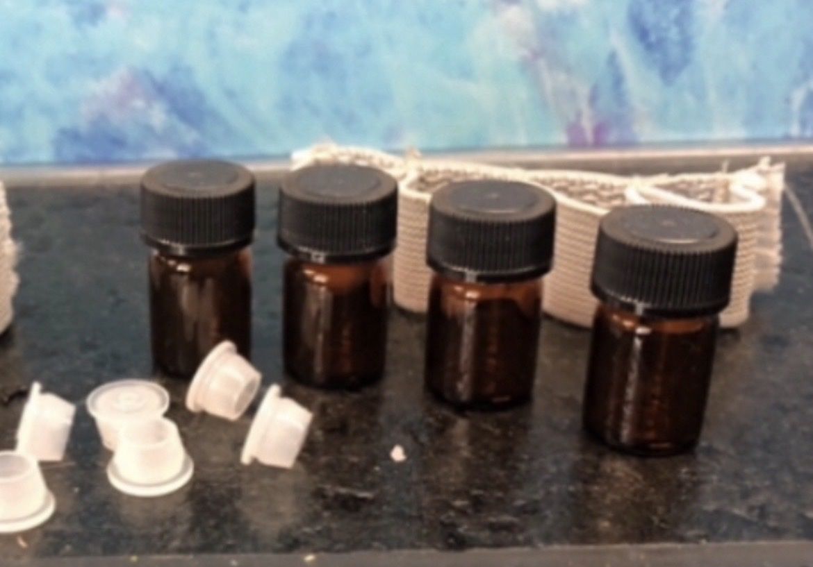Doterra Flacons: Doterra Probefläschchen Flacon Fläschchen Proben Flaschen – Neu (gemäss Beschreibung) aus Frauenfeld von Babytimmy 3