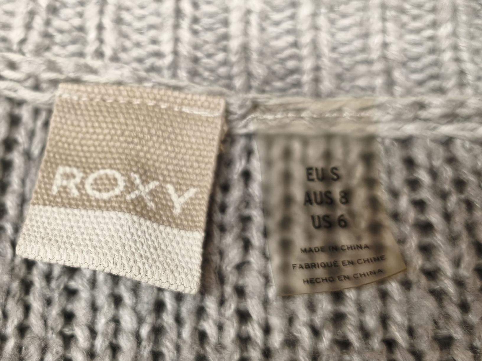Roxy Giacche: Strickjacke Roxy hellgrau Grösse S guter Zustand – Nuovo (secondo la descrizione) da Emmetten venduto da SecondhandSiska 3
