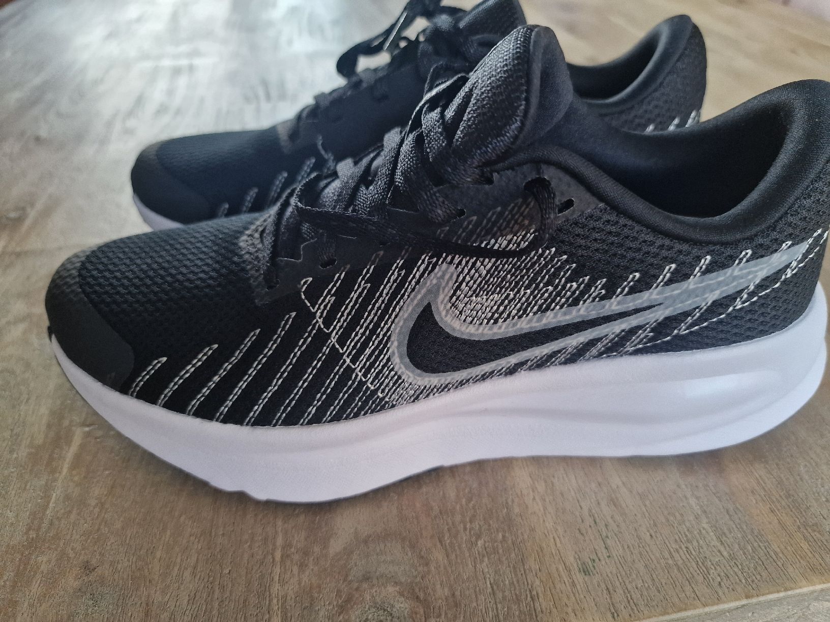 Nike Scarpe da uomo: Nike Air sportschuhe – Nuovo (secondo la descrizione) da Matten(St.Stephan) venduto da mia_b9kd