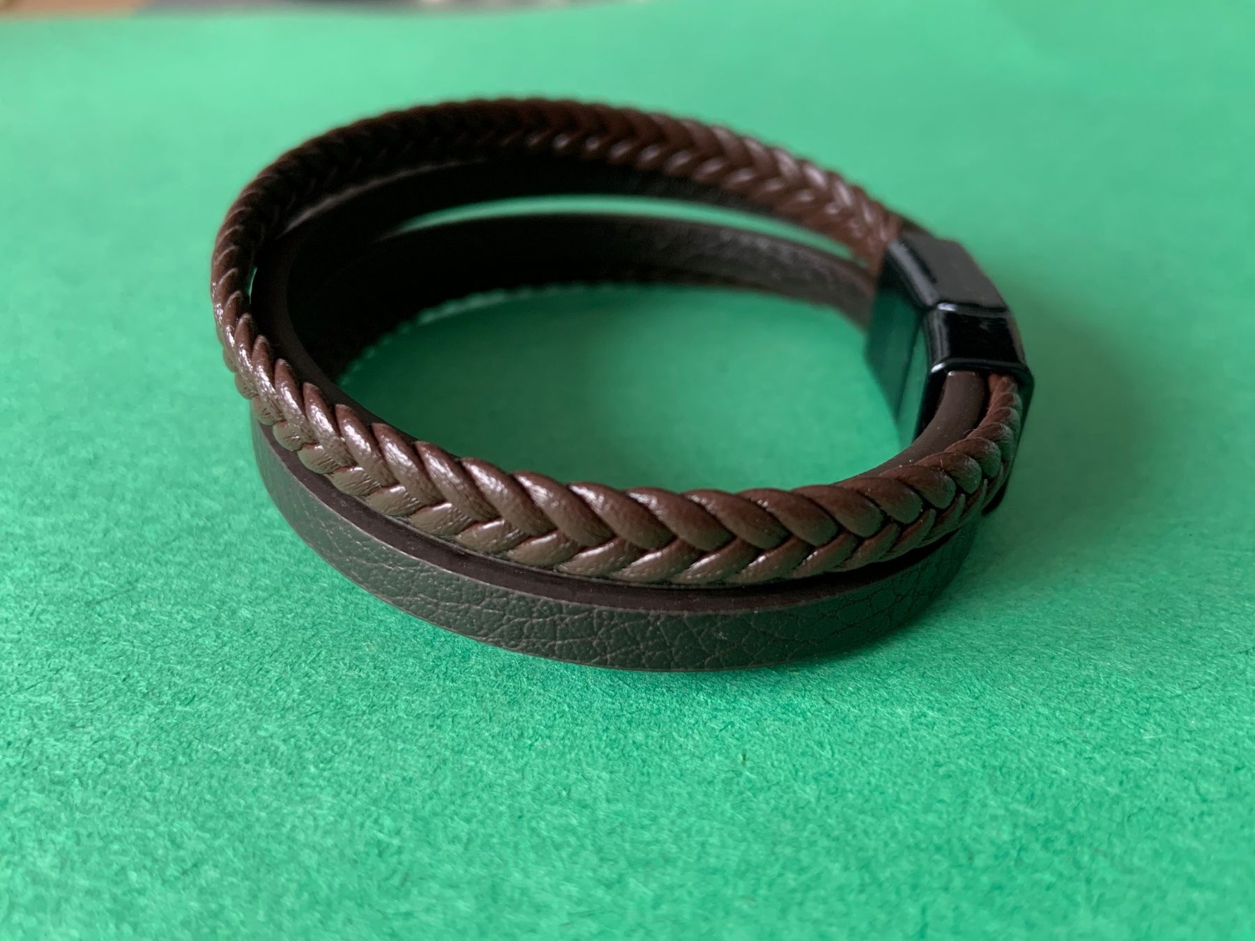 Bracciali & Braccialetti: Armband Lederimitat braun 21cm – Usato da Laufen venduto da Bellebellezza 1