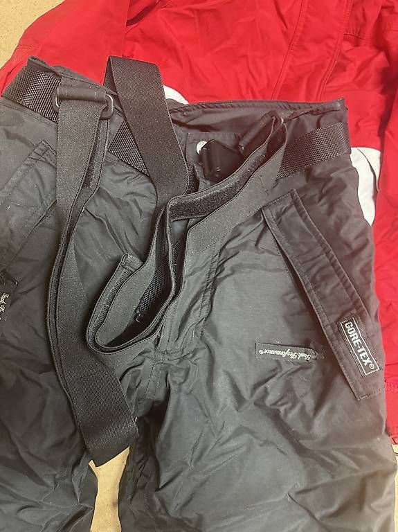 Peak Performance Completi & Tailleur: Peak Performance Skijacke & Hose – Usato da Neuenhof venduto da Noar_Roan 4