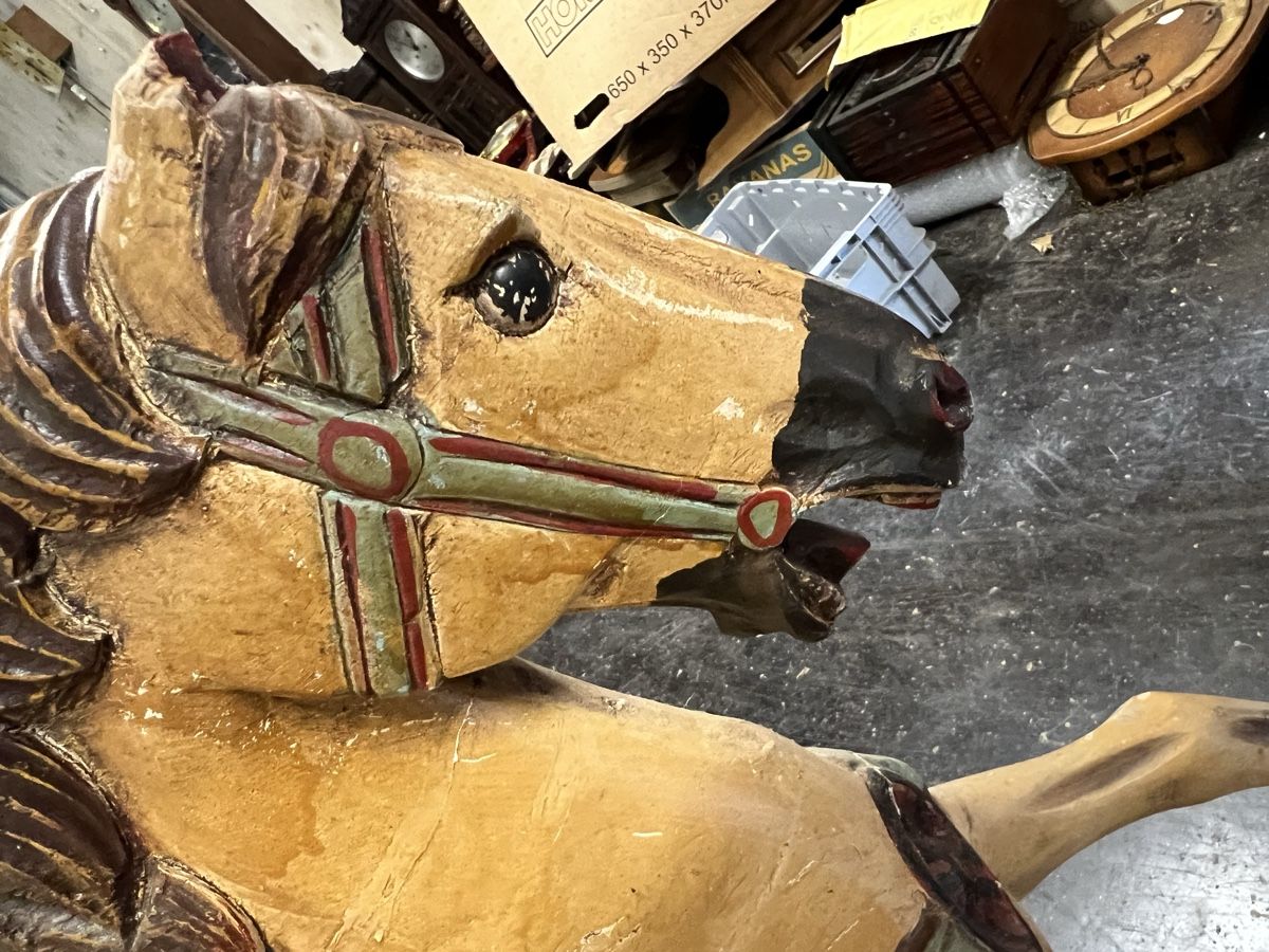 Giocattoli: Antikes Schaukelpferd Holz   – Usato da Dittingen venduto da Bellevista 8