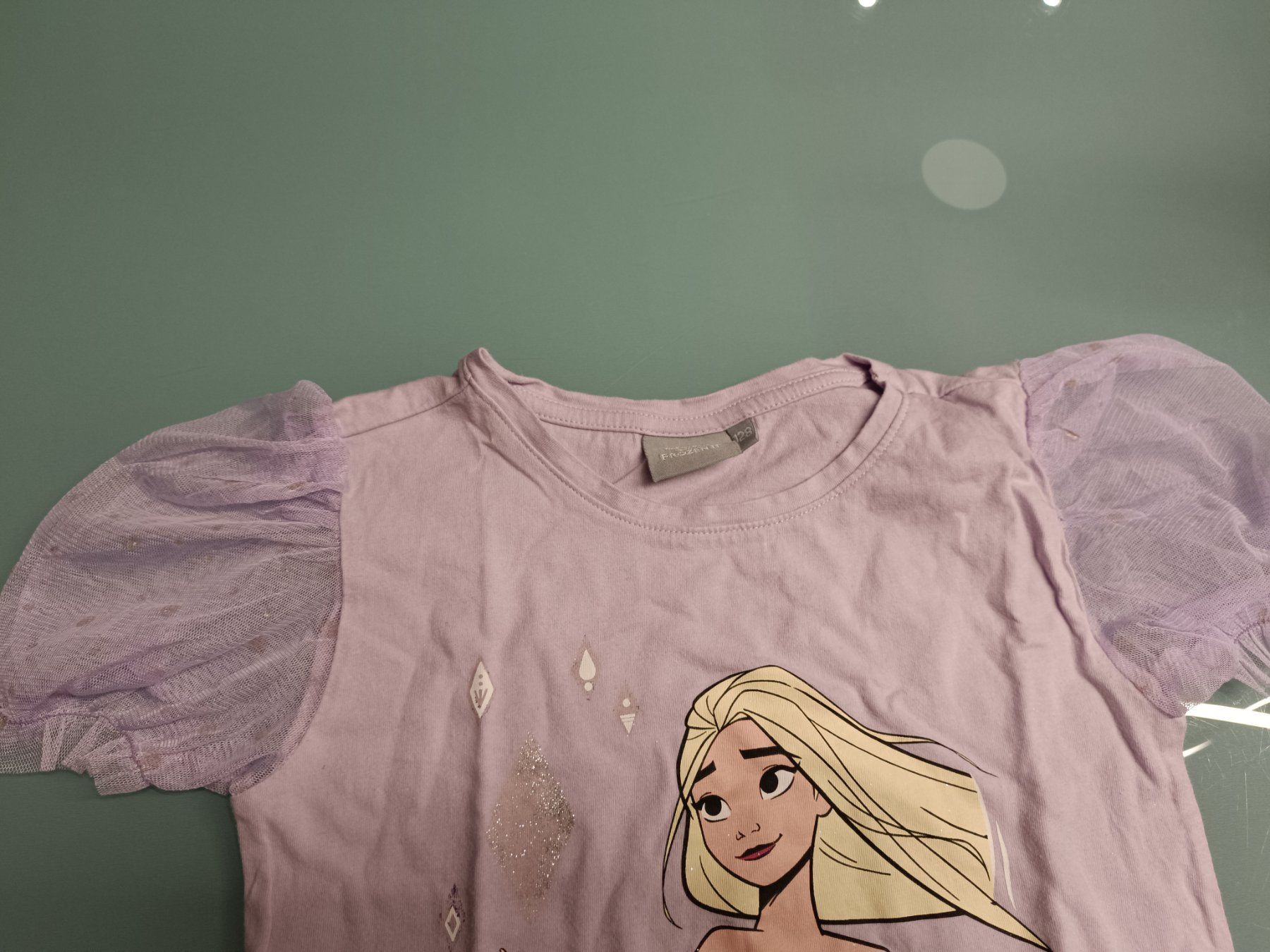 Camicette, T-shirt & Top: Disney Eiskönigin T-Shirt 128 – Usato da Wohlen AG venduto da Fabe3 1