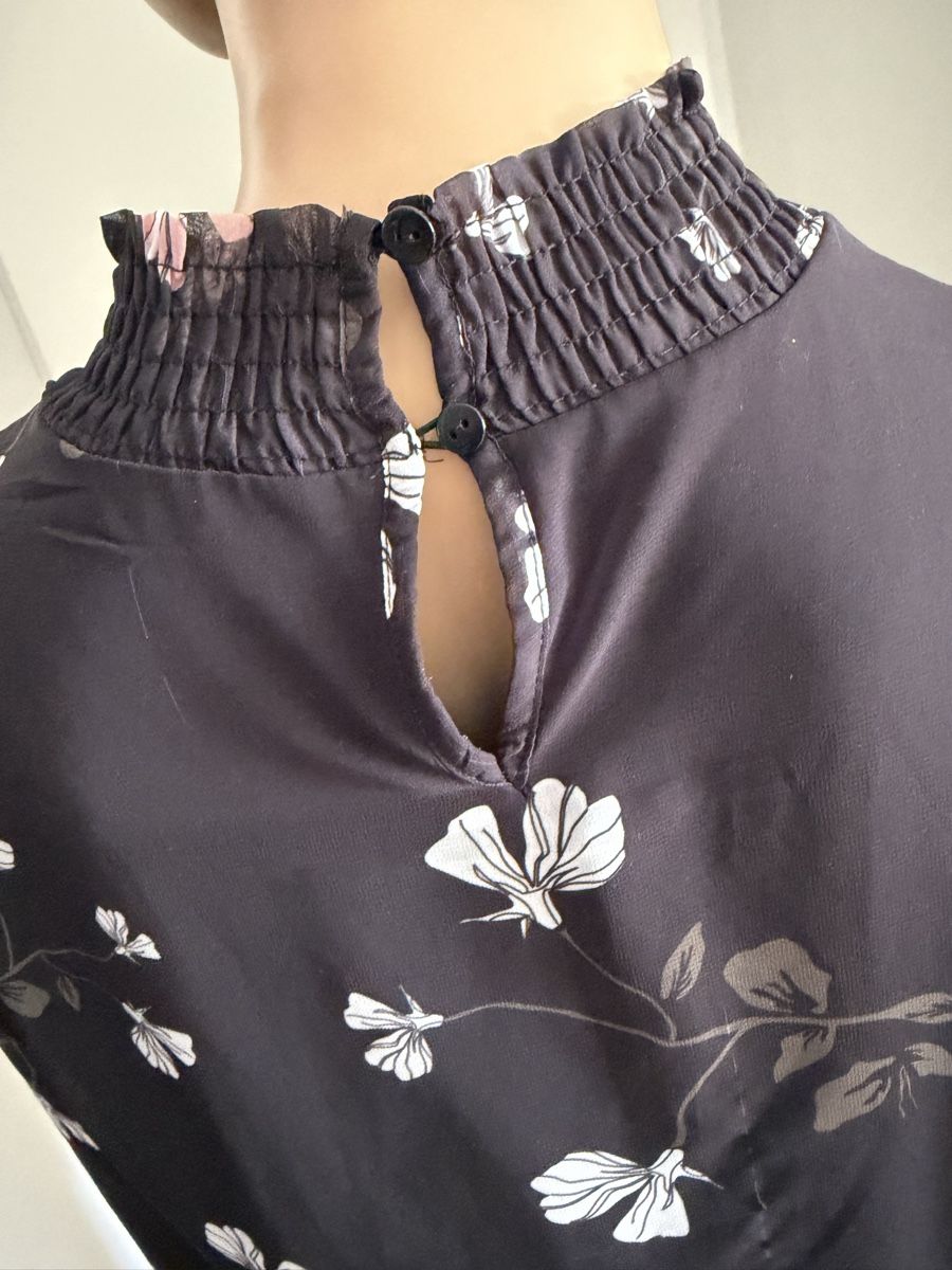 Chemisiers: Bluse mit Blumenmuster Aniston SELECTED Gr. 38 Langarm – Neuf (Voir description) à Glattpark(Opfikon) par neu_z6sm 3
