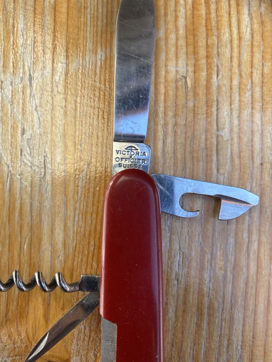 Victorinox Coltelli tascabile: Victorinox Offiziersmesser Rot – Nuovo (secondo la descrizione) da Dallenwil venduto da kavogt6 2