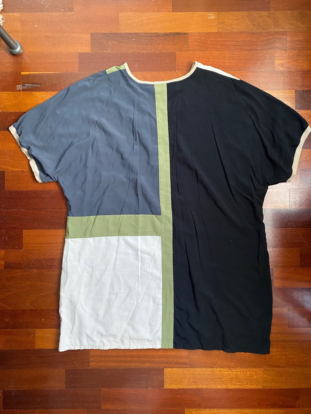 Ulla Popken Tuniken: ULLA POPKEN Tunika  Bluse - Viskosemix - Gr. 50/52 – Gebraucht aus Besazio von lionheart63 6