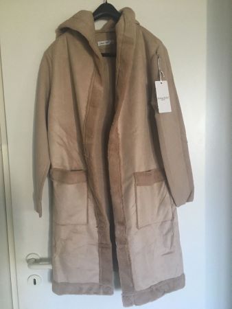 Veste beige fourrée