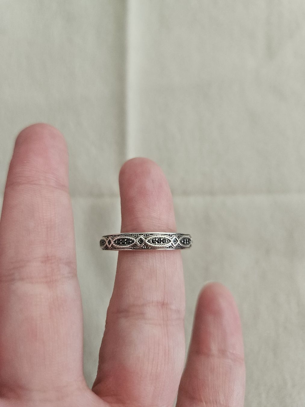 Thomas Sabo Bagues: Thomas Sabo Infinity Ring Silber 925 mit schwarzen Steinen – D'occasion à Bern par Sabulise 4