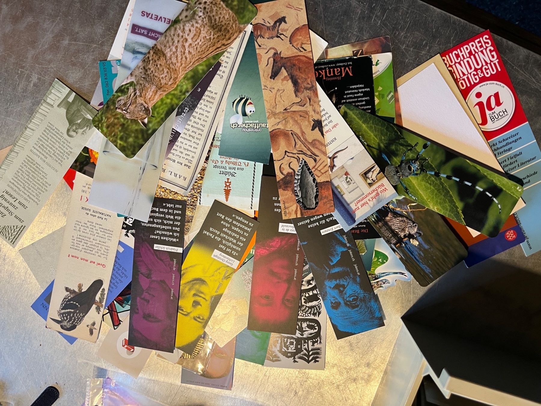 Altre raccolte & rarità: posten über 100 lesezeichen, buchzeichen, werbung – Usato da Emmenmatt venduto da flyrecords 2
