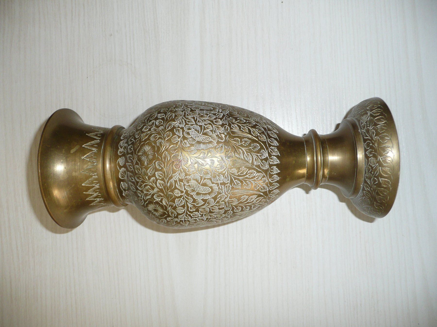 Vasi & Recipienti: Messing Vase mit Gravur - Wunderschöne Dekoration! – Usato da Biel/Bienne venduto da pullax 1