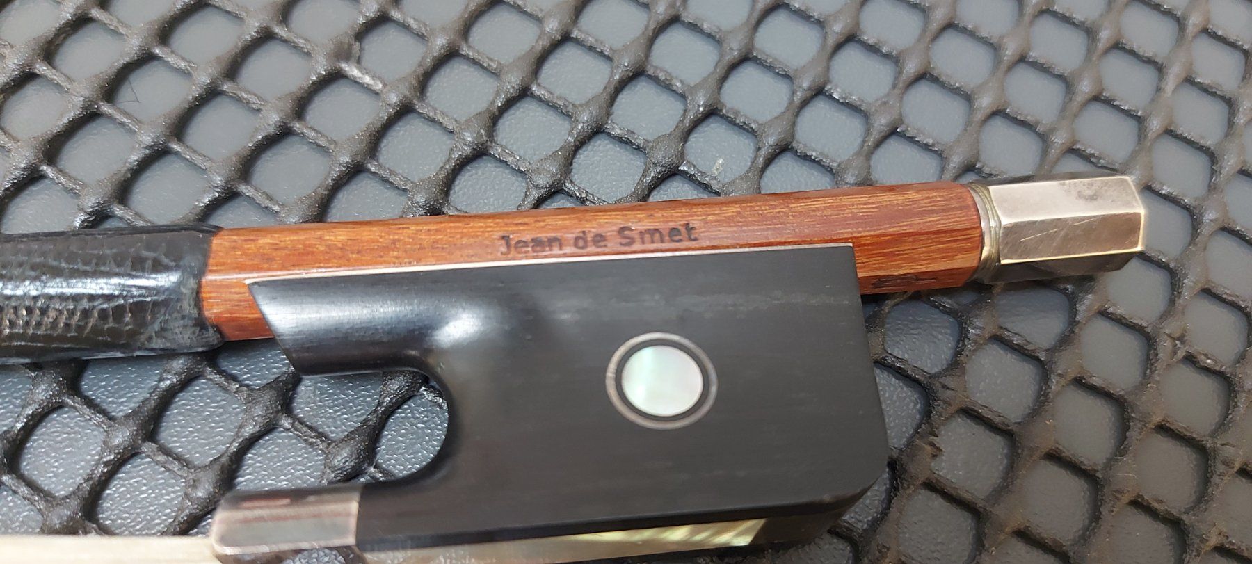 Strumenti musicali: Jean de Smet Cellobogen 78 gr. L=71-Cmm – Usato da Glattbrugg venduto da Swissmusik 5