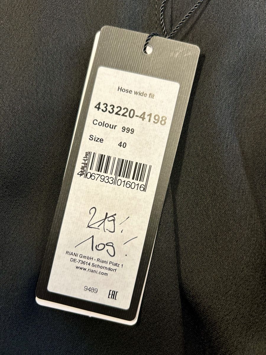 Riani Hosen: RIANI Hose, Grösse 40, neu mit Etikette – Neu und originalverpackt aus Oberhasli von anzis 4