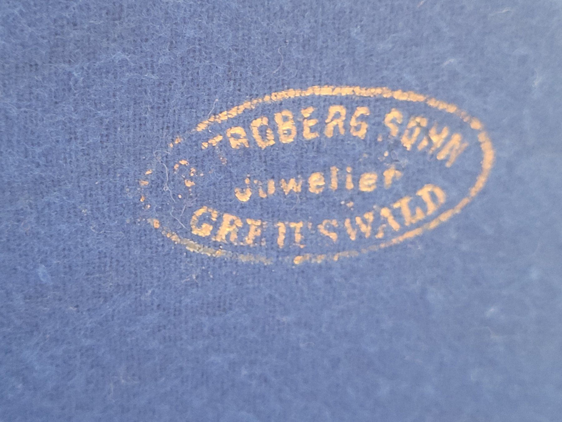 Reisekoffer: Antiker Koffer / Besteckkasten – Gebraucht aus Kriens von KTP 5