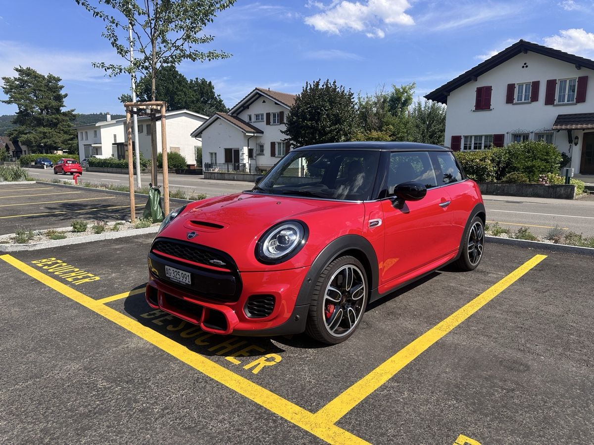 Mini Autos: Mini Cooper JCW Chili Red – Gebraucht aus Zetzwil von KaselCH