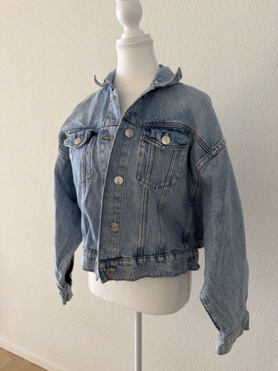 Giacche: Hellblaue Cropped Jeansjacke Gr. S – Oversize Look – Nuovo (secondo la descrizione) da Effretikon venduto da MaisonNade 2