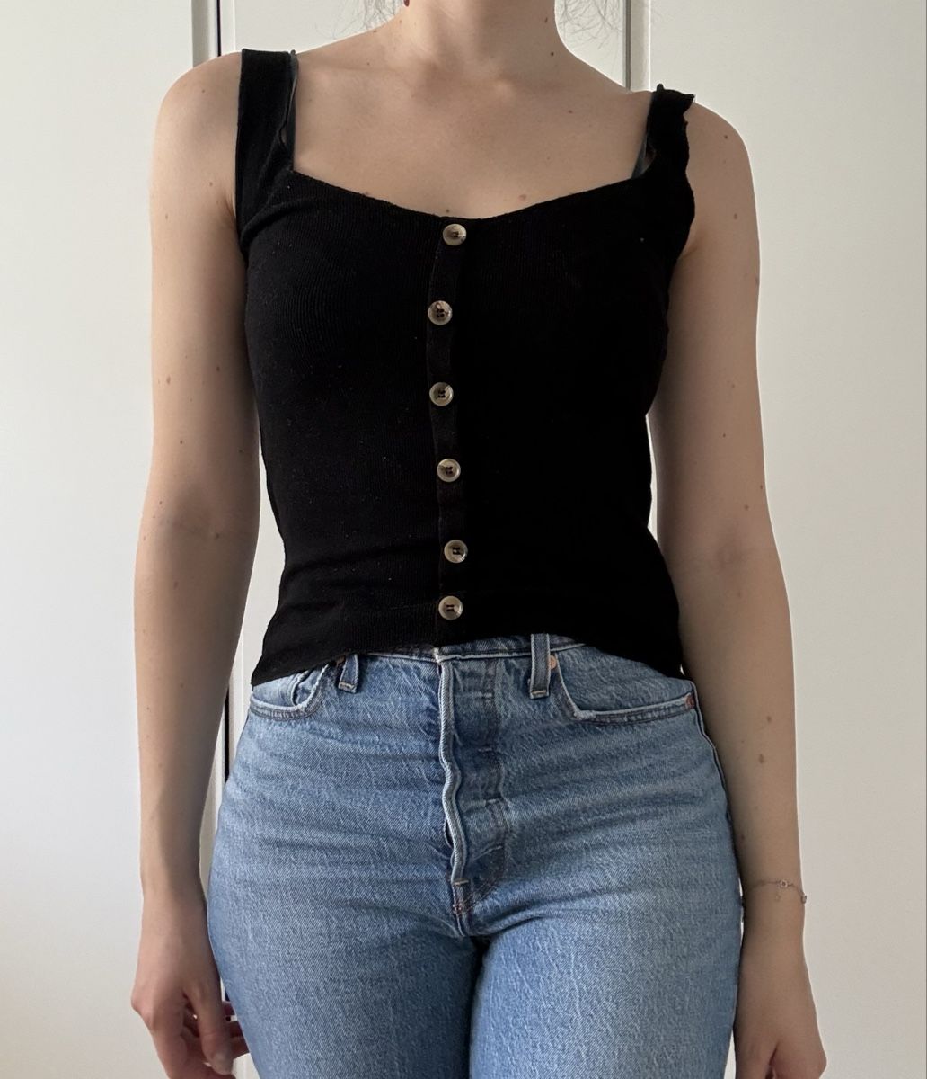 Stradivarius Top: Top Stradivarius Size S sleeveless black with buttons – Usato da Baden venduto da LucyPeckam32 2